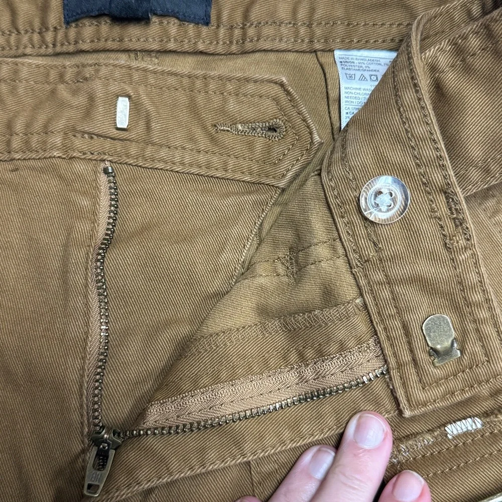 Banana Republic Factory High Rise Cargo Pant - Picture 8 of 10